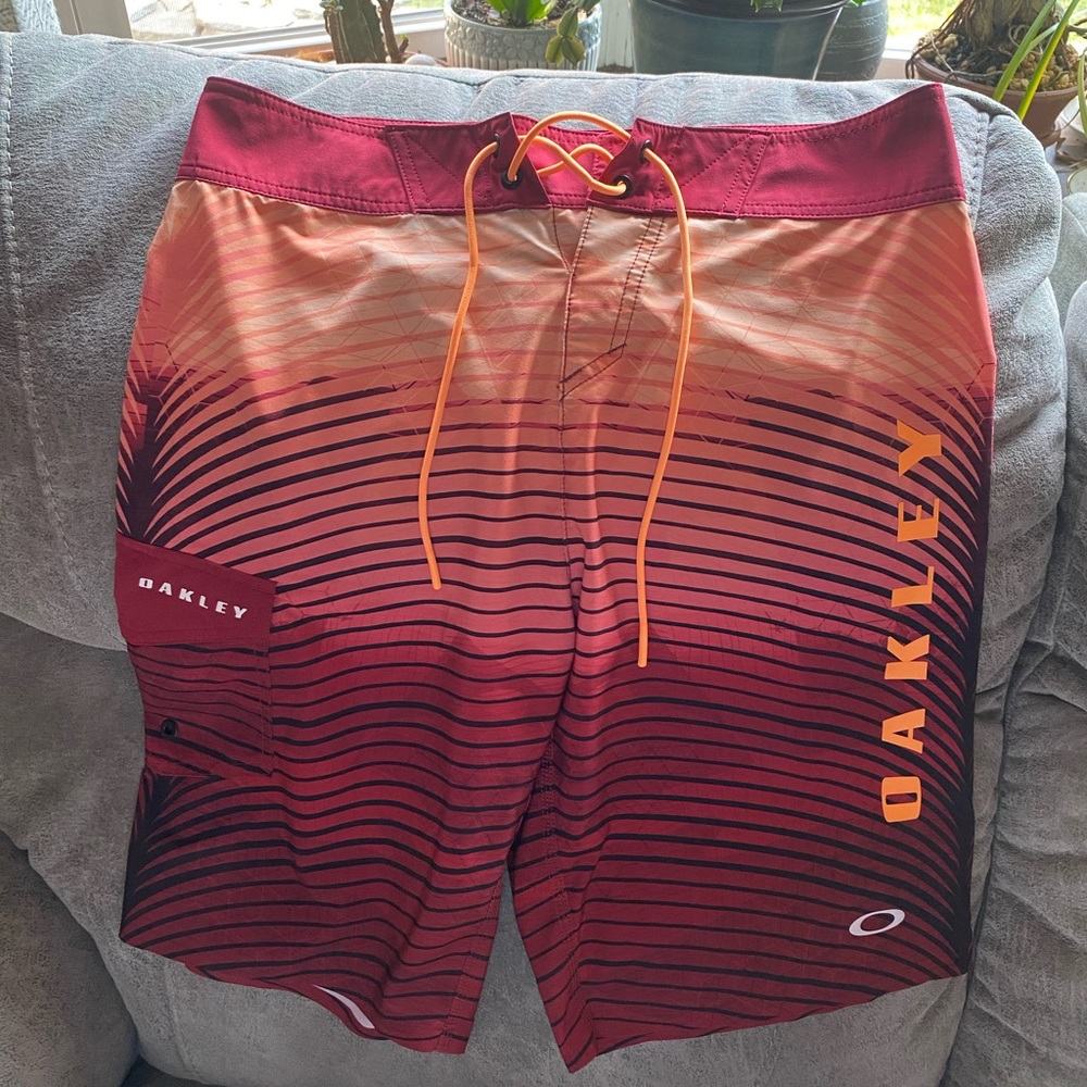 Oakley Men's Gradient Red Board Shorts